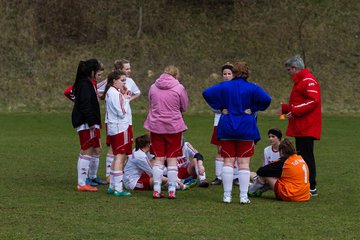 Bild 431 - B-Juniorinnen Tus Tensfeld - TSV Gnutz o.W. : Ergebnis: 1:3